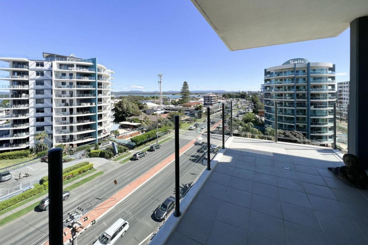 Strand Beachside 701 Apartment Forster Exterior photo